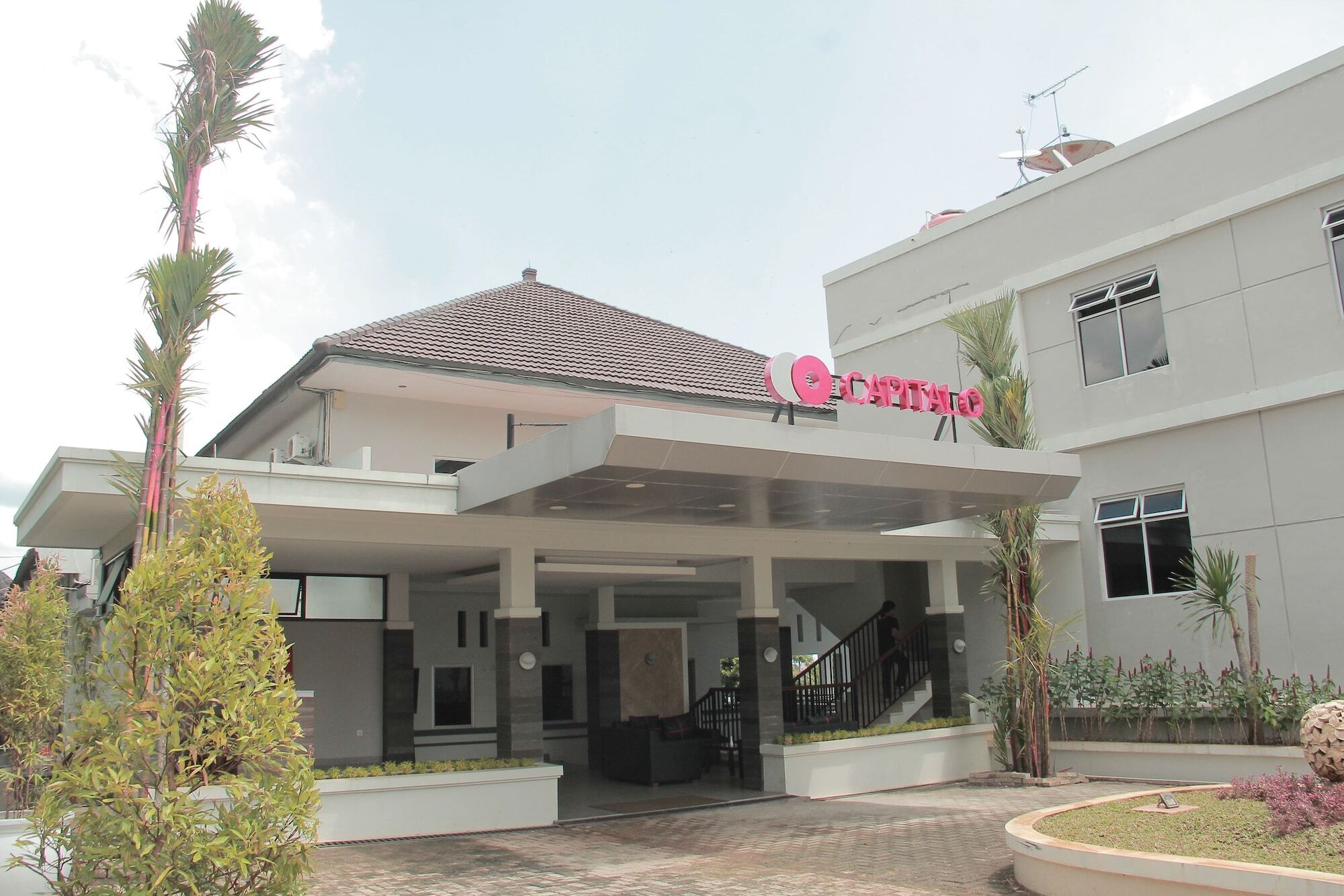 Capital O 459 Kuraya Residence Bandar Lampung Exterior photo